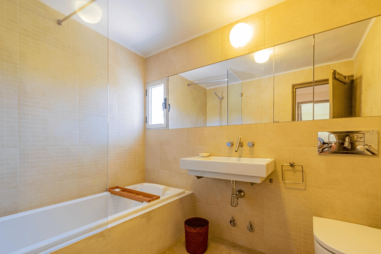 Chalet for sale with 3 bedrooms in Peña Roja, Valencia.