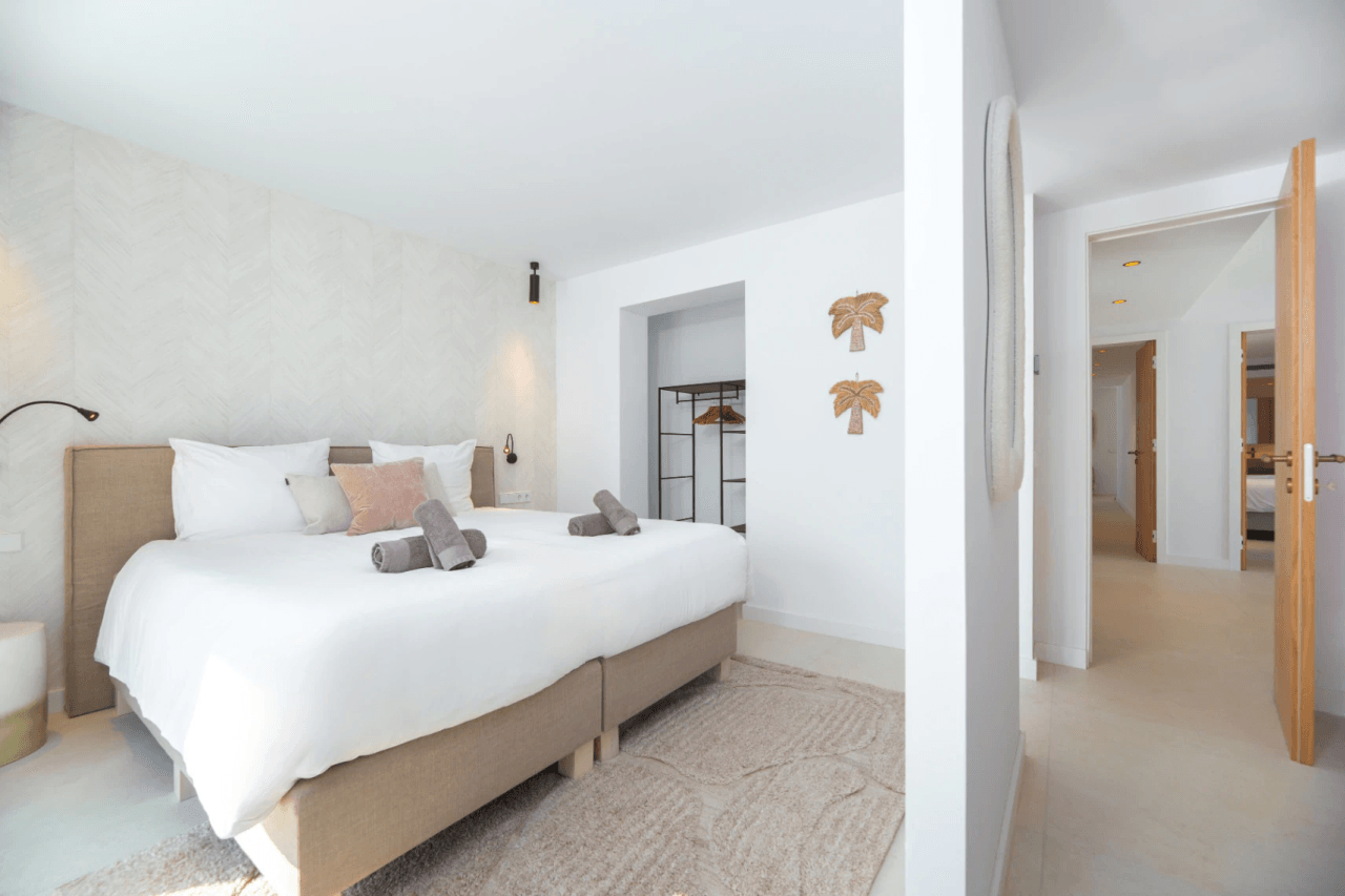Luxury 5 bedroom villa with tourist license in Can Ramon