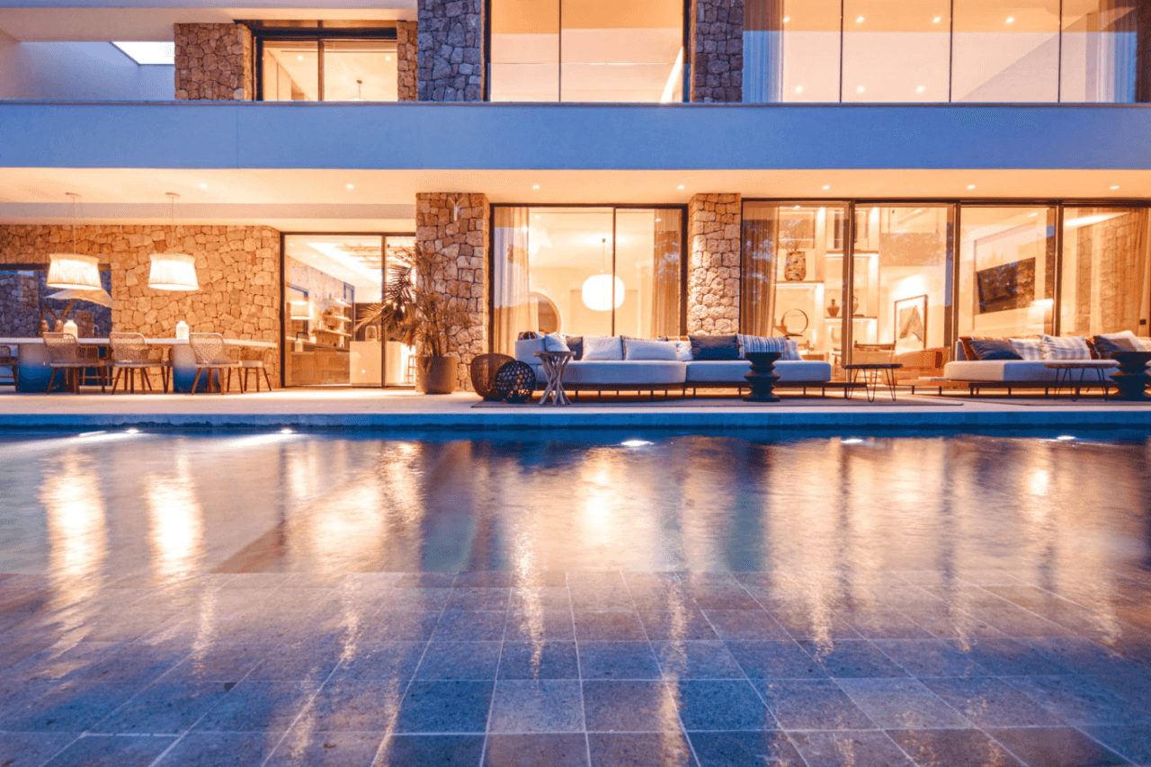 Brand new villa for sale in Roca Lisa