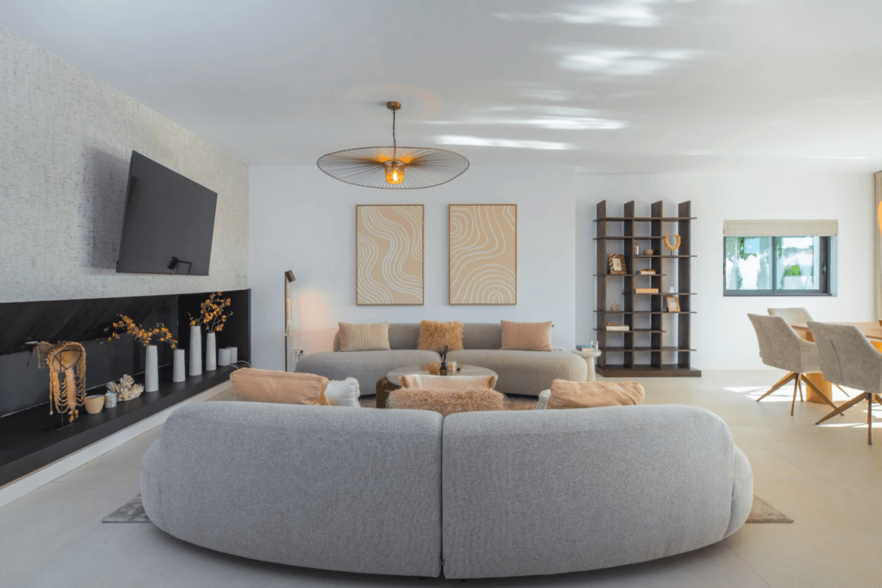 Luxury 5 bedroom villa with tourist license in Can Ramon